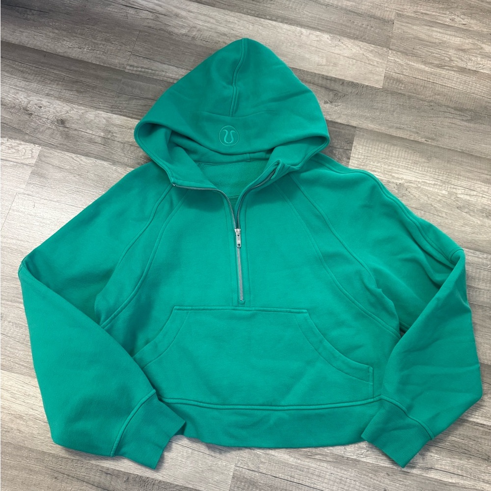 Lululemon Scuba